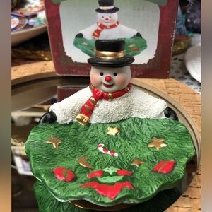 ☃️Vintage Festive Snowman Holiday Trinket Dish Decor with Green and Red Accents